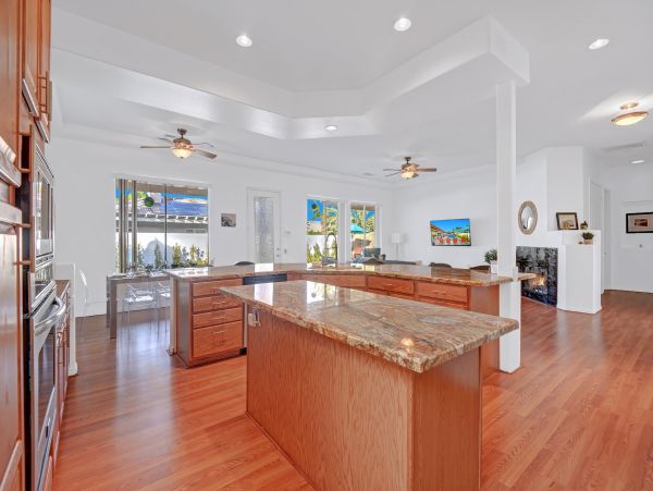 Palm Springs Home 1028395