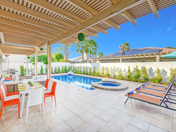 Palm Springs Home 1028395