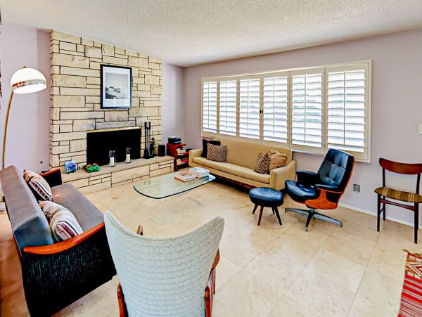 Palm Springs Home 1028396