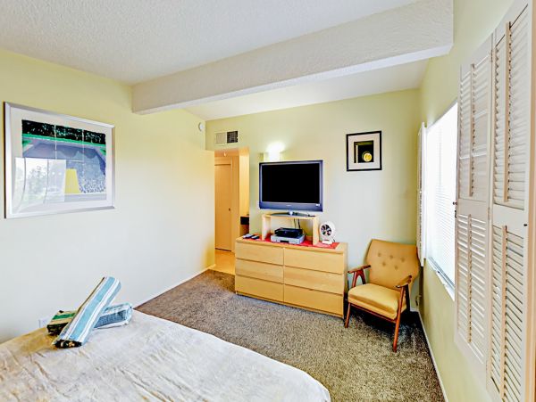 Palm Springs Home 1028396