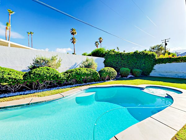 Palm Springs Home 1028396