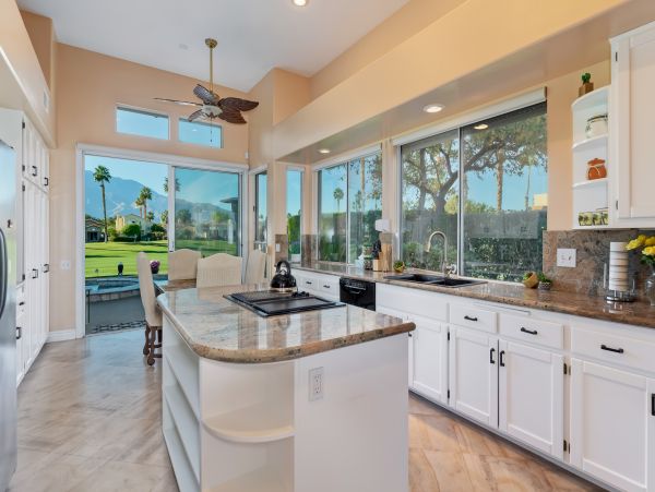 Palm Springs Home 1028397
