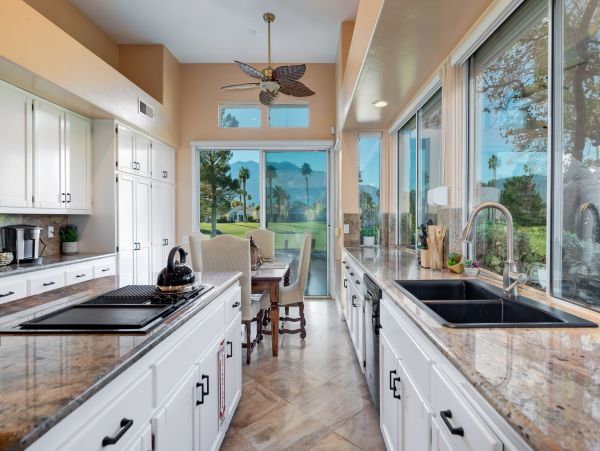 Palm Springs Home 1028397