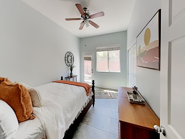 Palm Springs Home 1028400