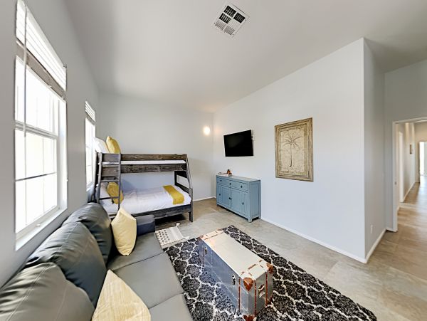 Palm Springs Home 1028400