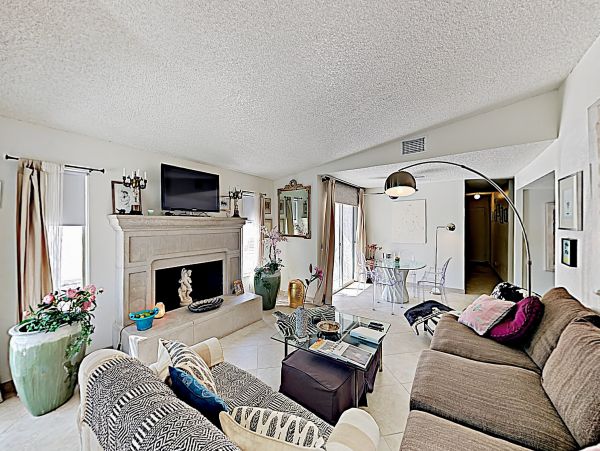 Palm Springs Home 1028401