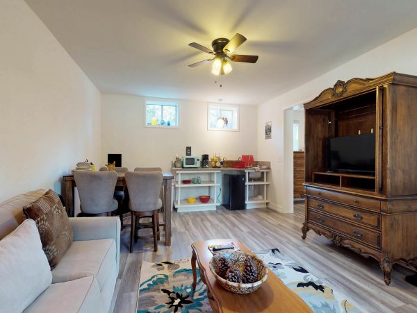 Palm Springs Home 1028403