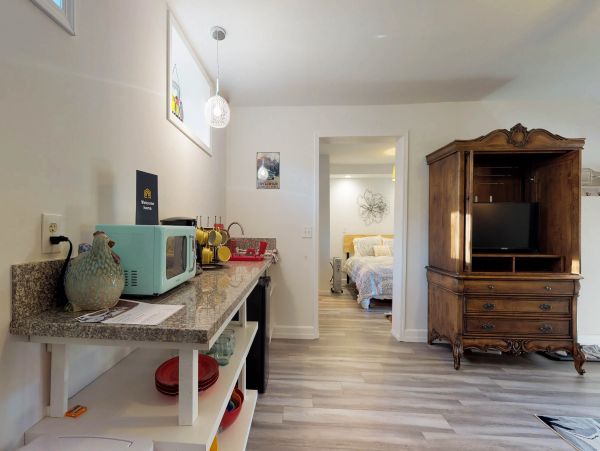 Palm Springs Home 1028403