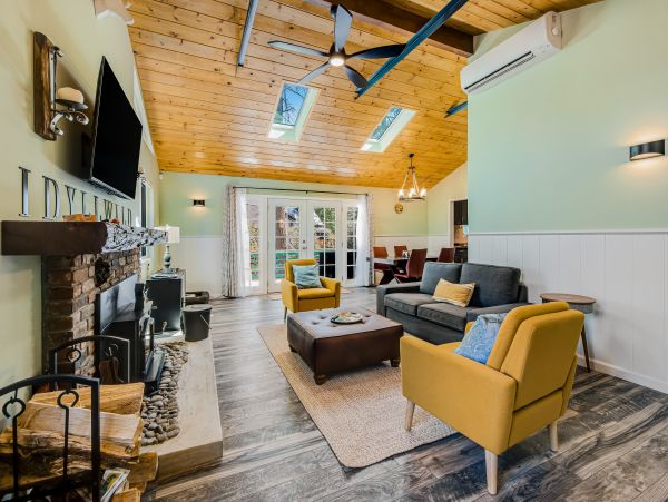 Palm Springs Home 1028404