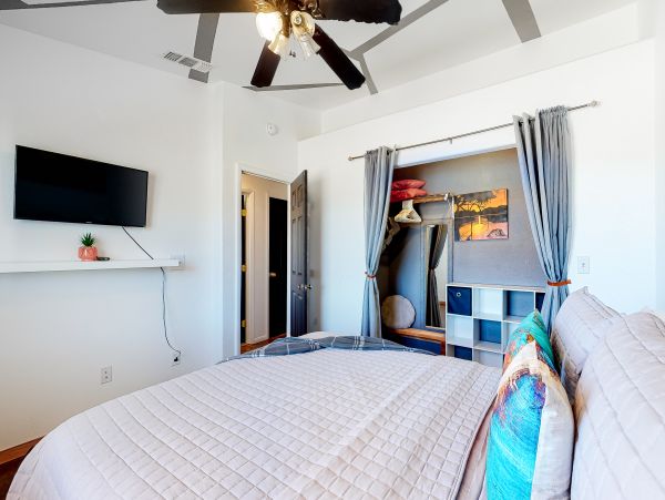 Palm Springs Home 1028410