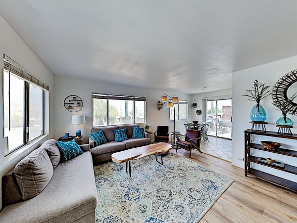 Palm Springs Home 1028411
