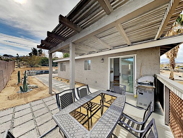 Palm Springs Home 1028411
