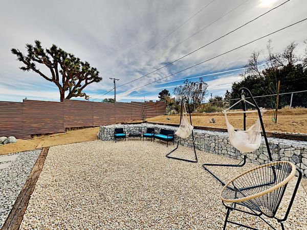 Palm Springs Home 1028411