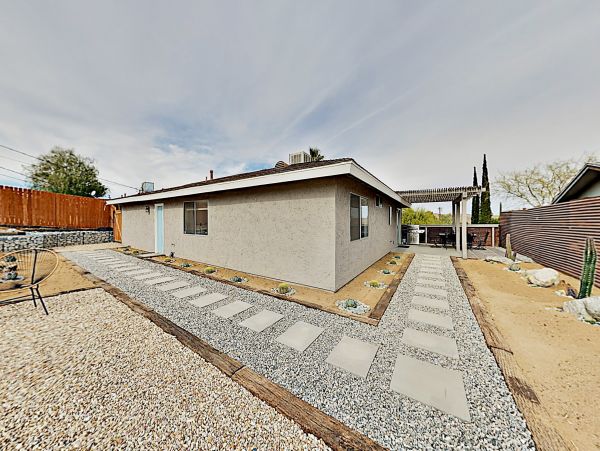 Palm Springs Home 1028411