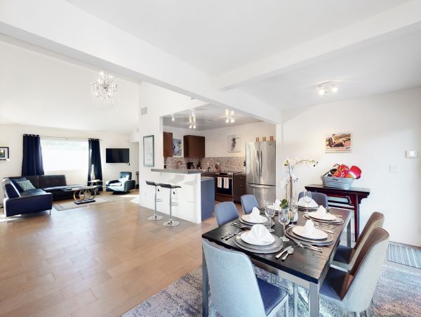 Palm Springs Home 1028415