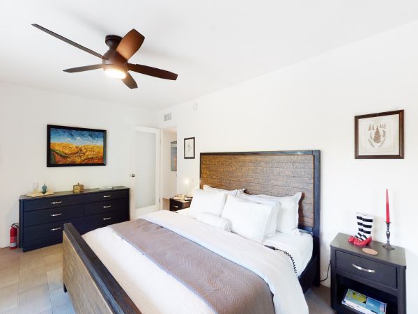 Palm Springs Home 1028415