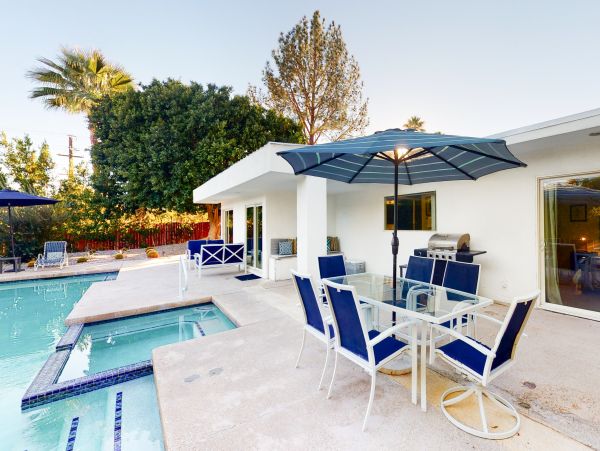 Palm Springs Home 1028415