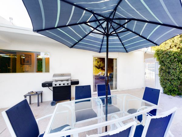 Palm Springs Home 1028415
