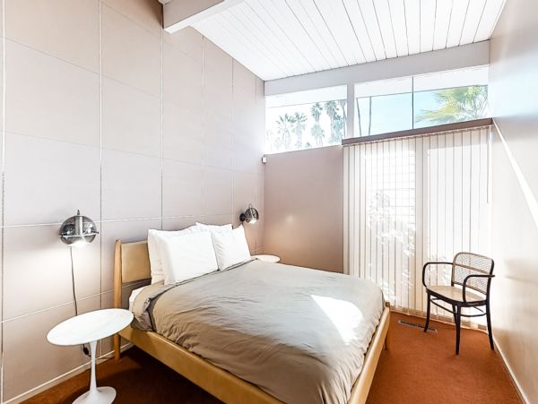 Palm Springs Home 1028417
