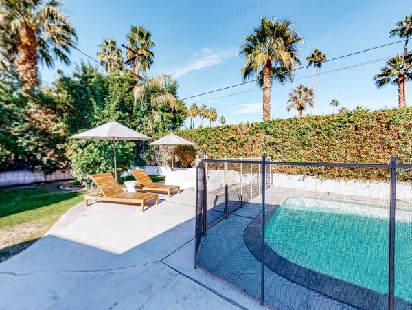 Palm Springs Home 1028417