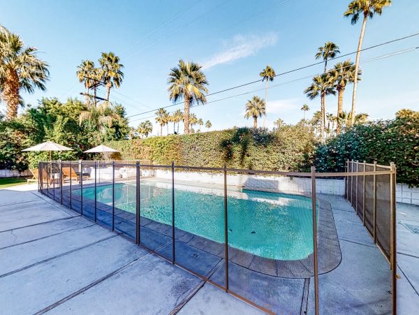 Palm Springs Home 1028417