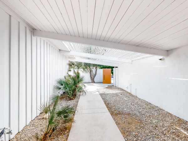 Palm Springs Home 1028417