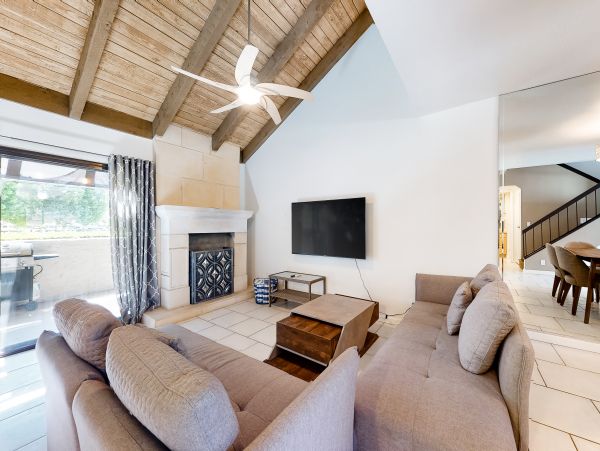 Palm Springs Home 1028418
