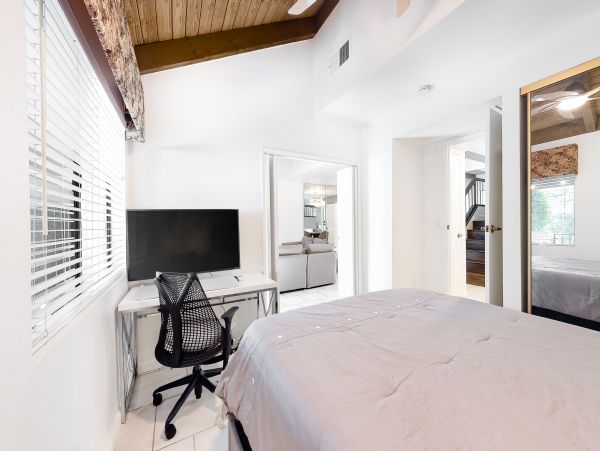 Palm Springs Home 1028418