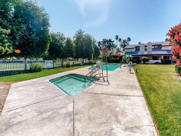 Palm Springs Home 1028418