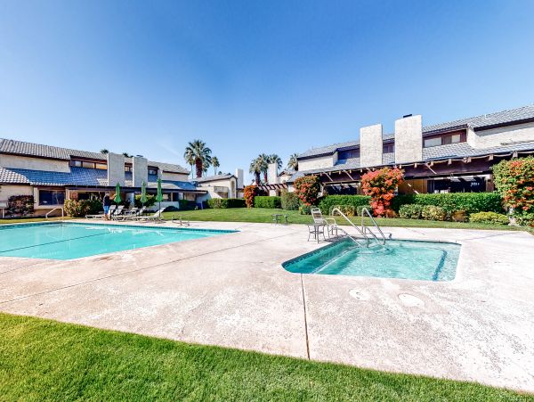 Palm Springs Home 1028418
