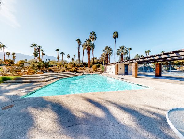 Palm Springs Home 1028418