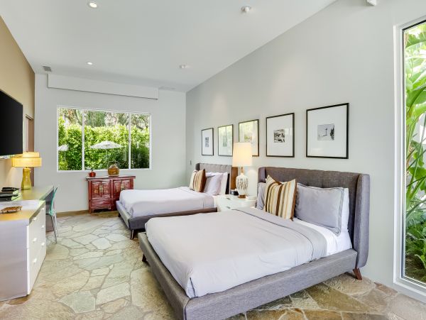 Stunning Luxury Home with Private Pool & Spa in Palm Springs