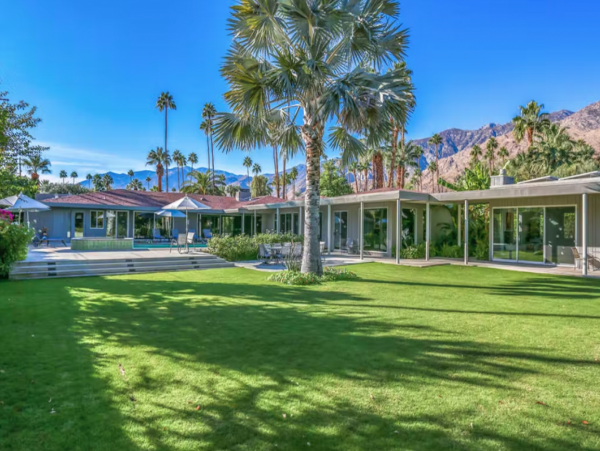 Stunning Luxury Home with Private Pool & Spa in Palm Springs