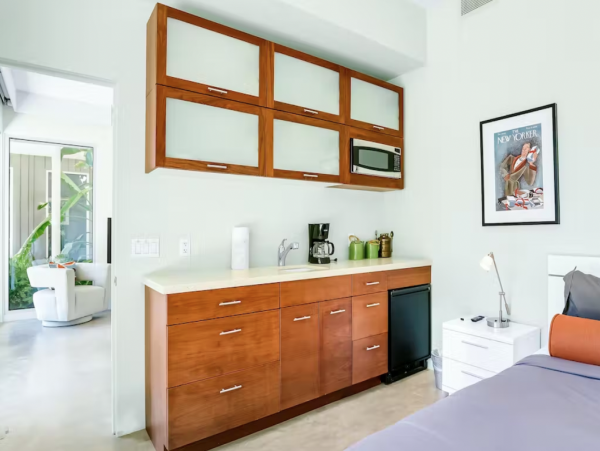 Stunning Luxury Home with Private Pool & Spa in Palm Springs