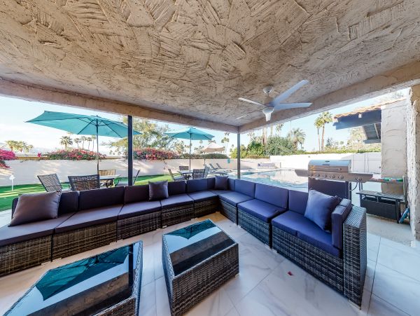 Palm Springs Home 1028420