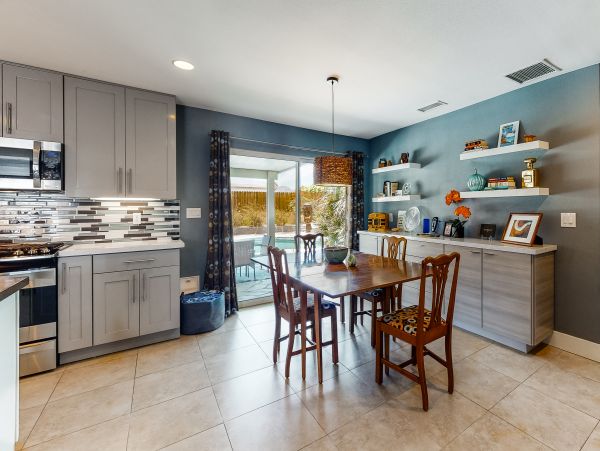 Palm Springs Home 1028421