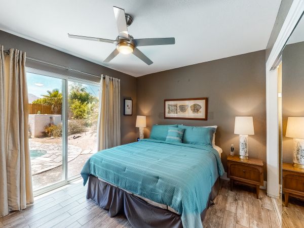 Palm Springs Home 1028421