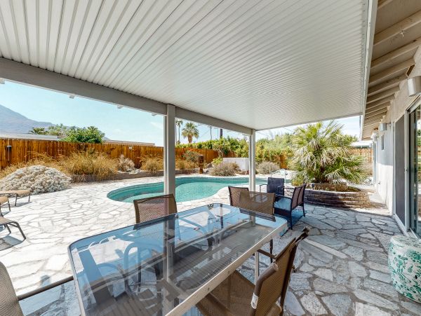 Palm Springs Home 1028421