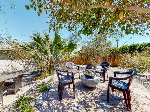 Palm Springs Home 1028421
