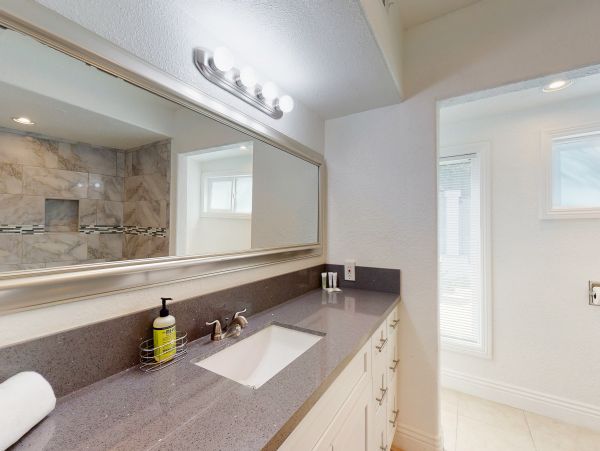 Palm Springs Home 1028422