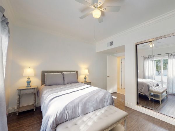 Palm Springs Home 1028422