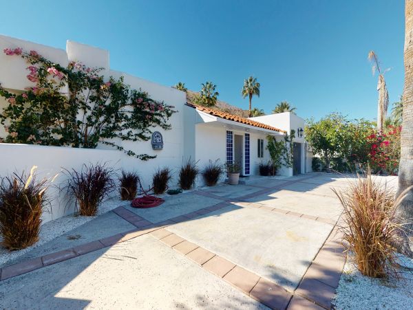 Palm Springs Home 1028422