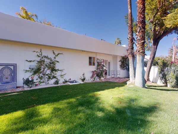 Palm Springs Home 1028422