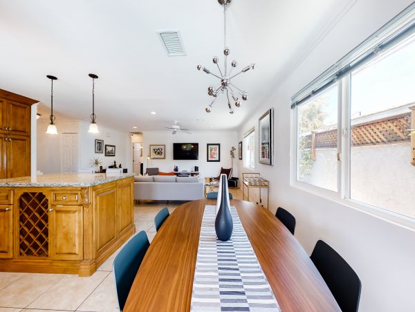 Palm Springs Home 1028423