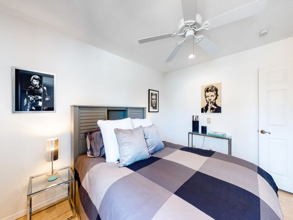 Palm Springs Home 1028423