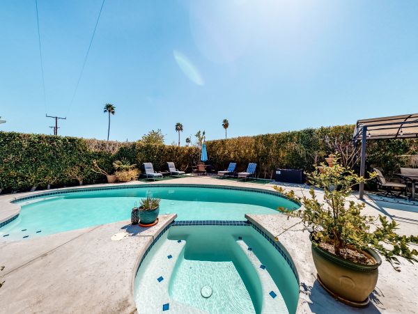 Palm Springs Home 1028423