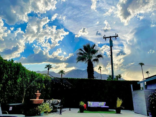 Palm Springs Home 1028423