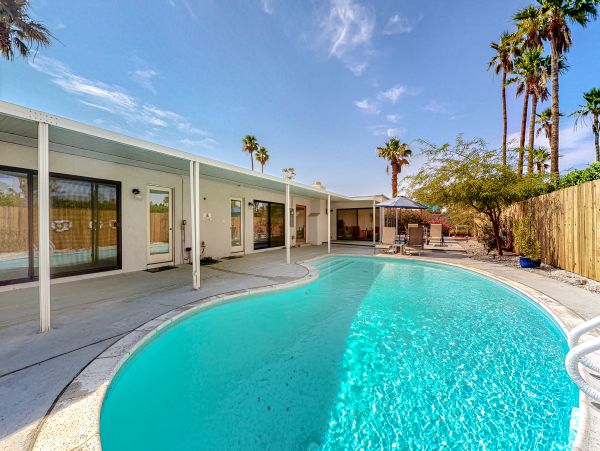 Palm Springs Home 1028424