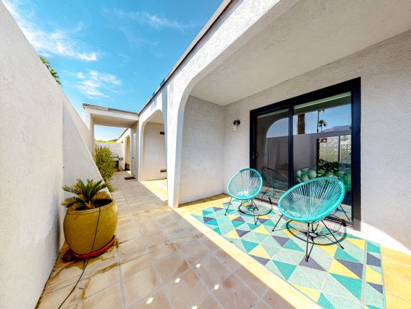 Palm Springs Home 1028424