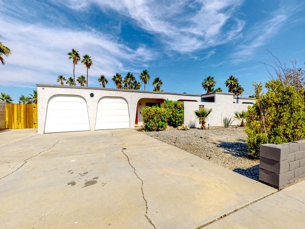 Palm Springs Home 1028424